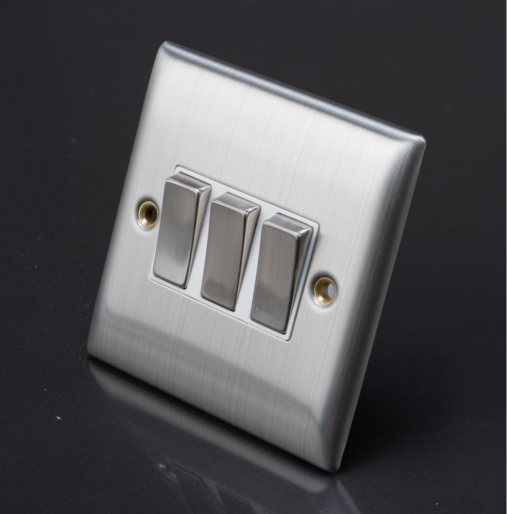 Triple Light Switch (10A, 3 gang, 2 way) 8873WCX from £7.53