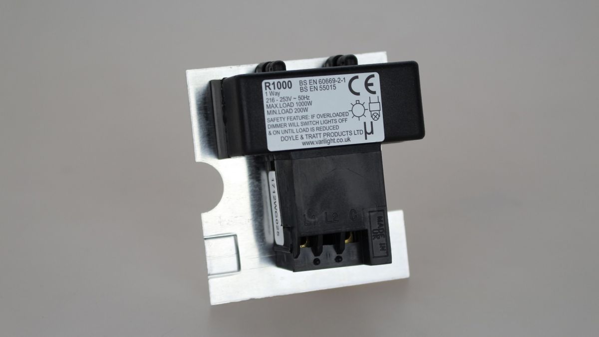 MTR1000: V-Dim Matrix Halogen Dimmer Module, Module